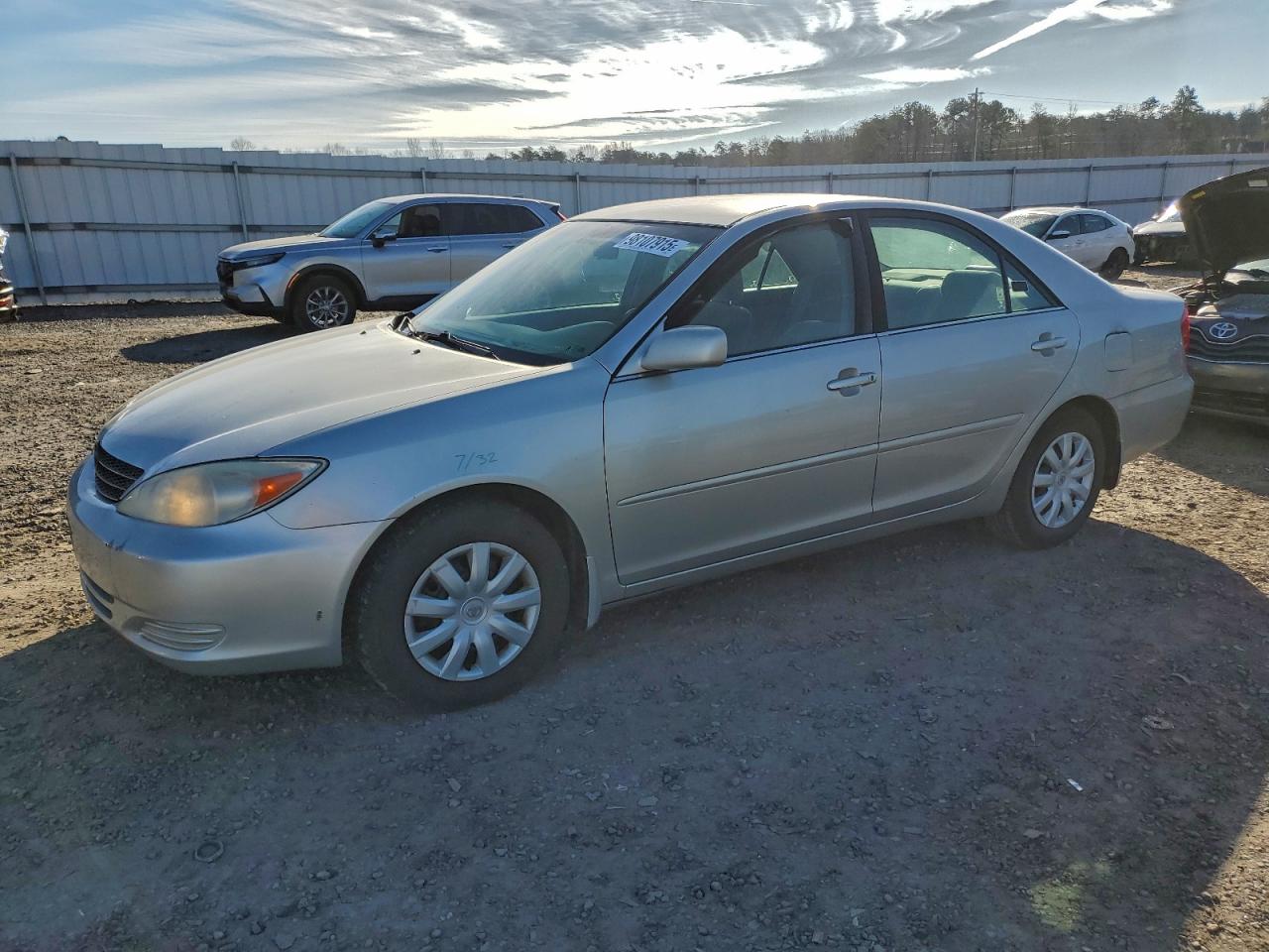 2004 TOYOTA CAMRY