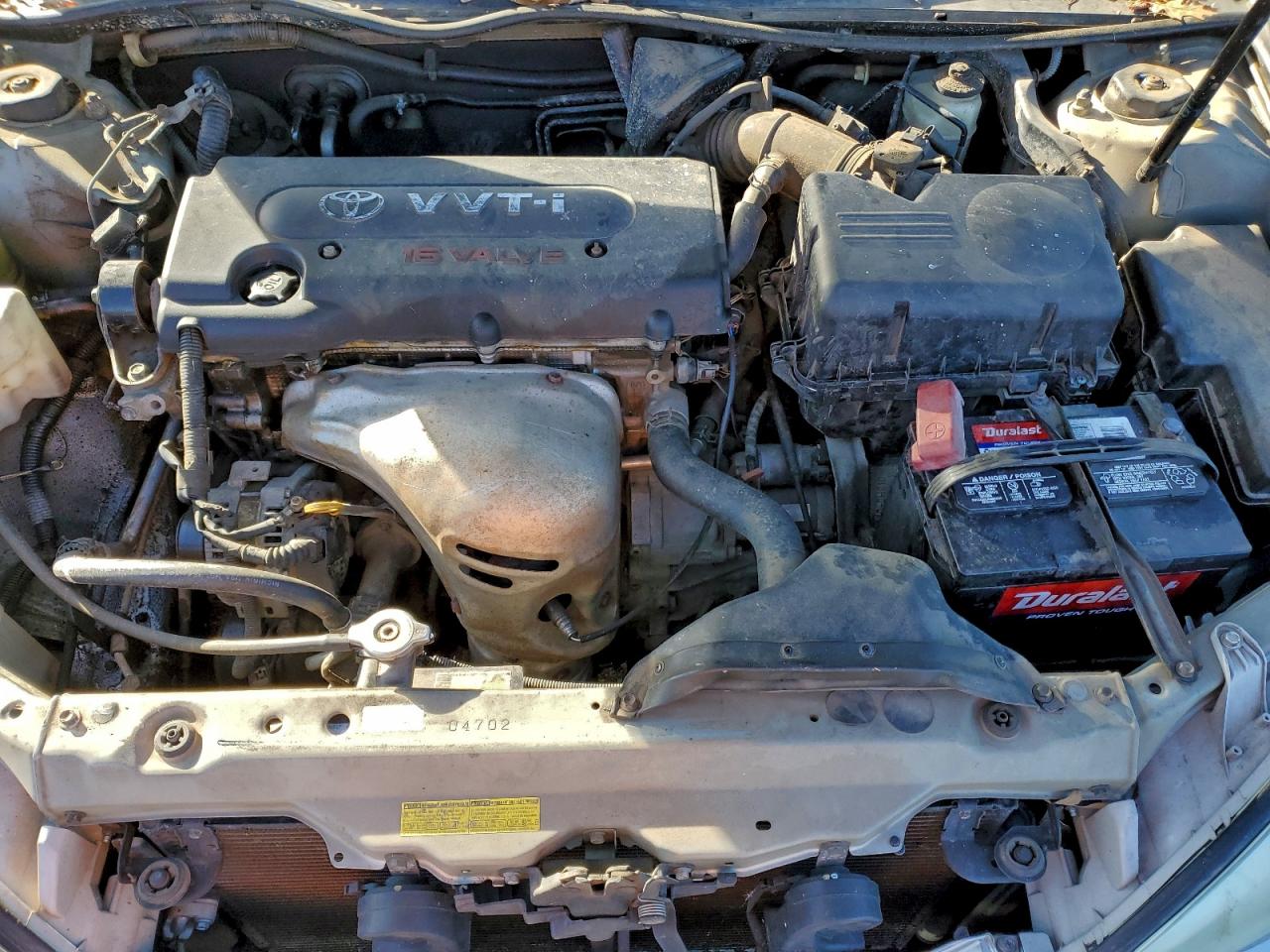 2004 TOYOTA CAMRY LE photo 11