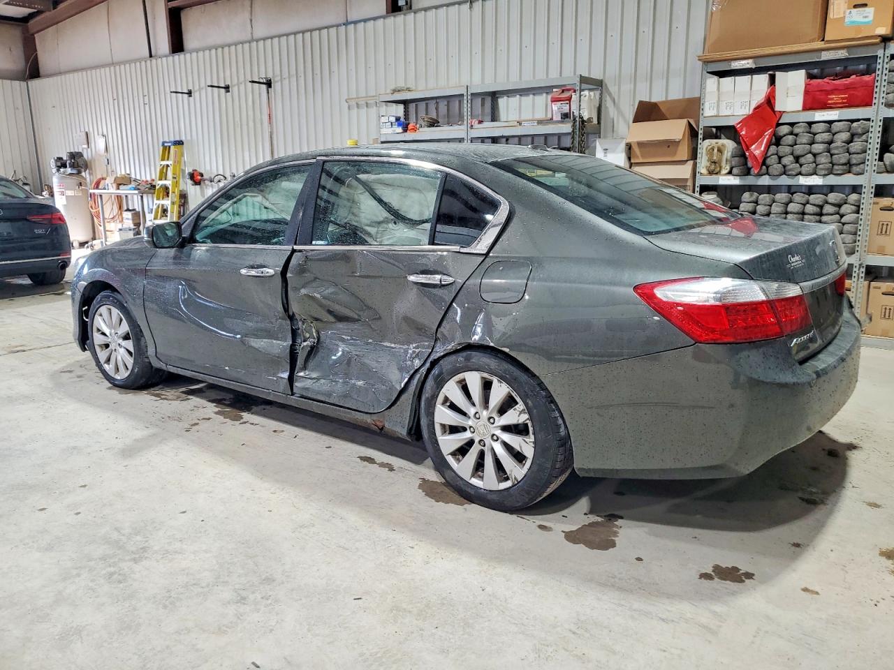 2013 HONDA ACCORD EXL photo 2