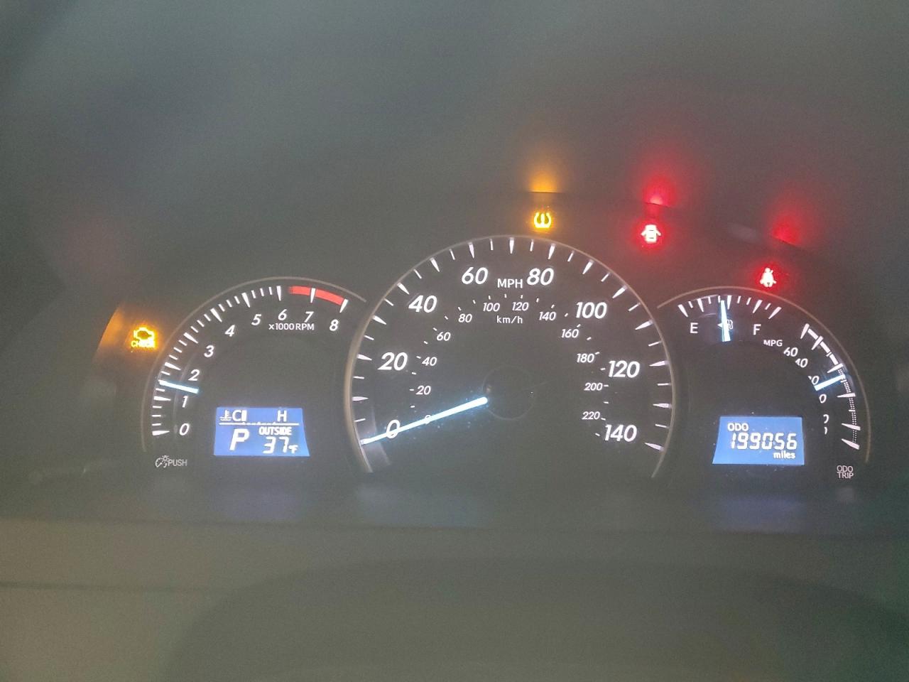 2012 TOYOTA CAMRY BASE photo 9