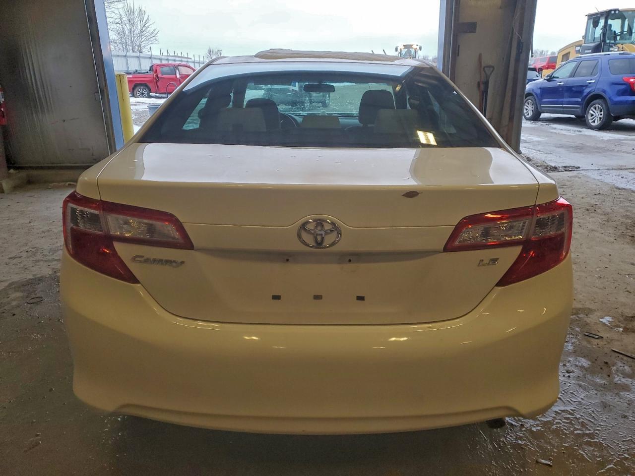 2012 TOYOTA CAMRY BASE photo 6