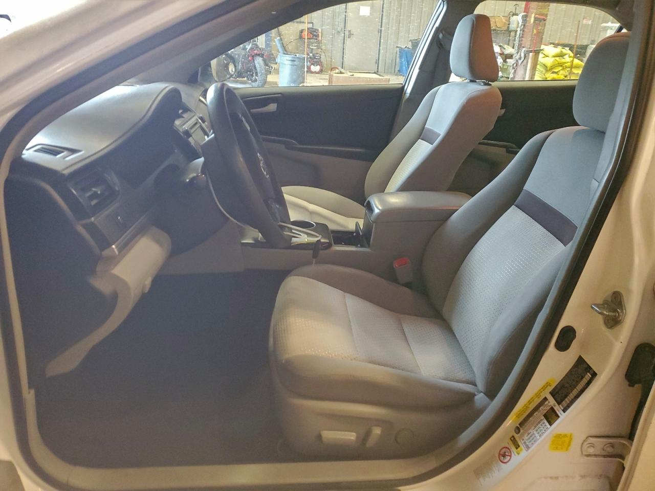 2012 TOYOTA CAMRY BASE photo 7