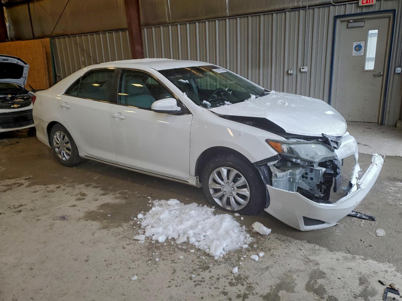 2012 TOYOTA CAMRY BASE photo 4