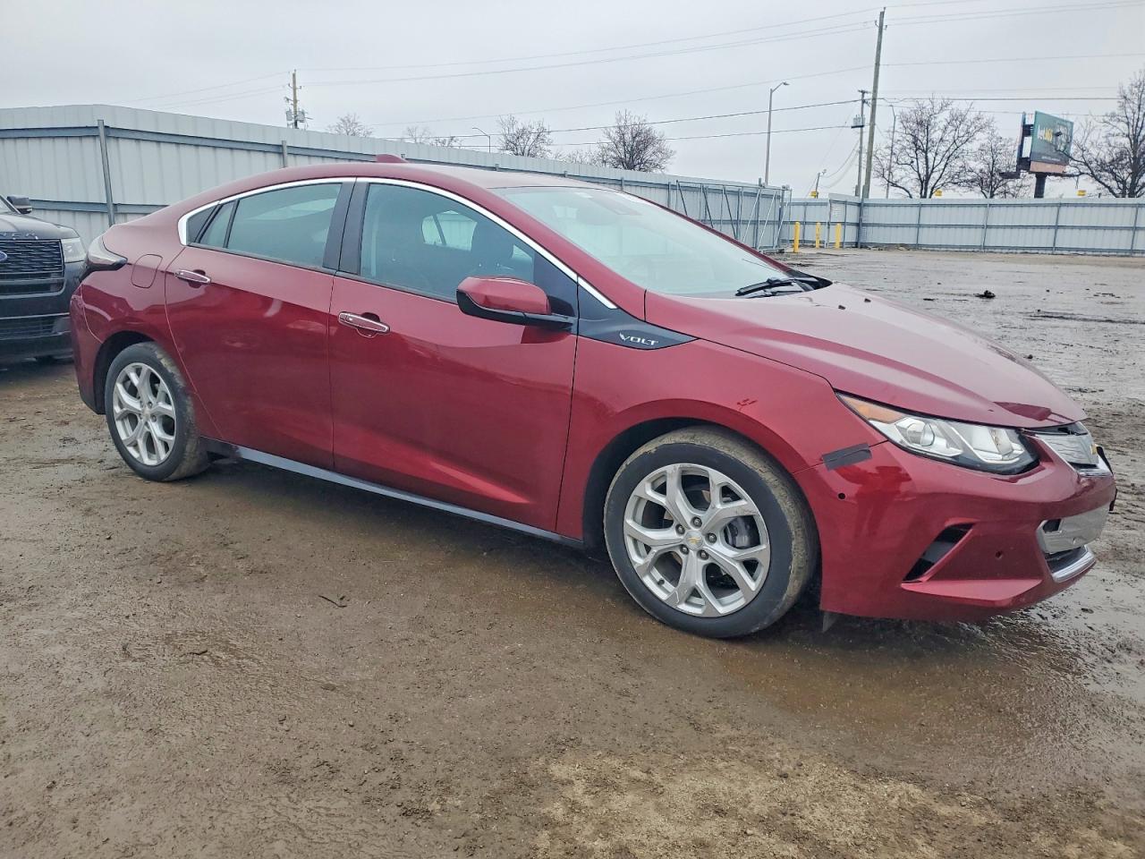 2017 CHEVROLET VOLT PREMIER photo 4