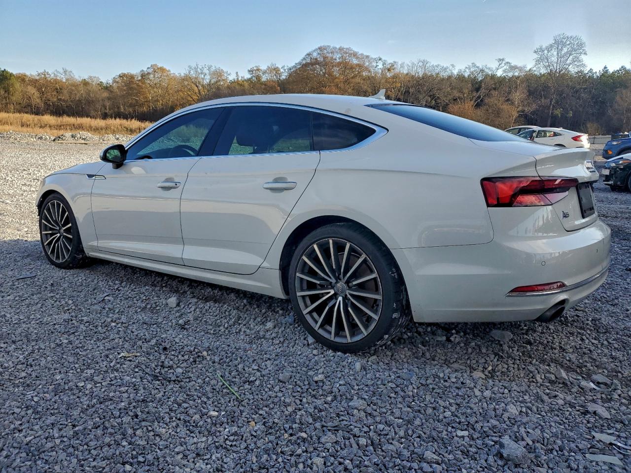 2019 AUDI A5 PREMIUM PLUS photo 4