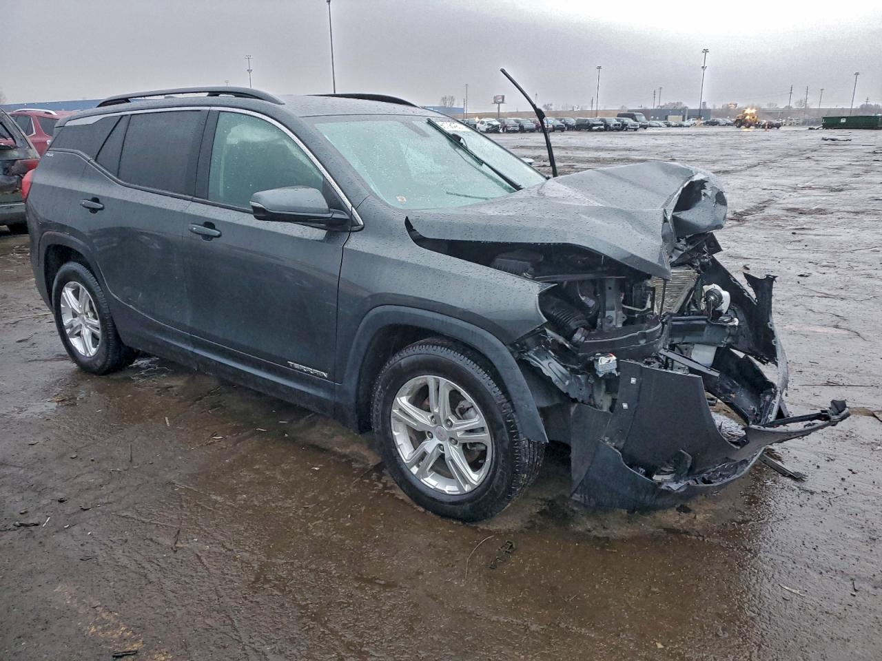 2019 GMC TERRAIN SLE photo 4