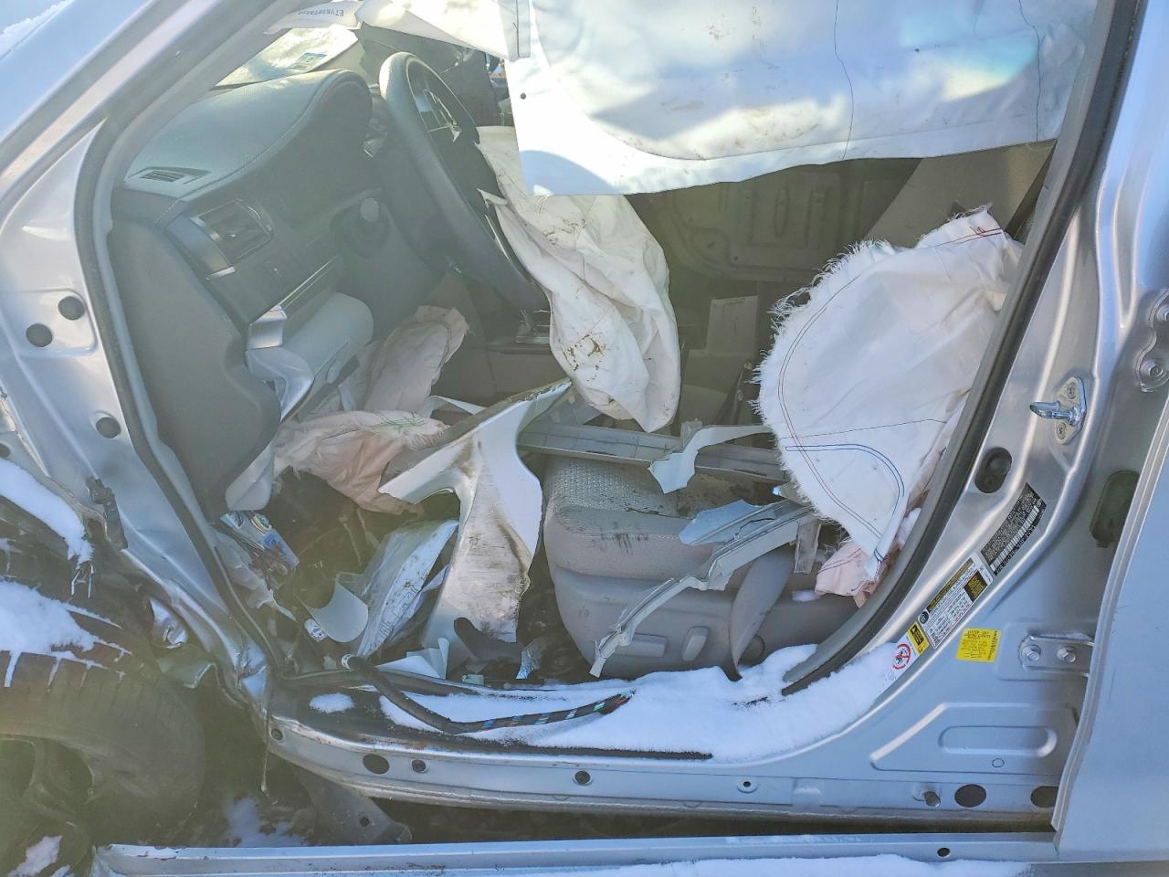 2012 TOYOTA CAMRY BASE photo 7