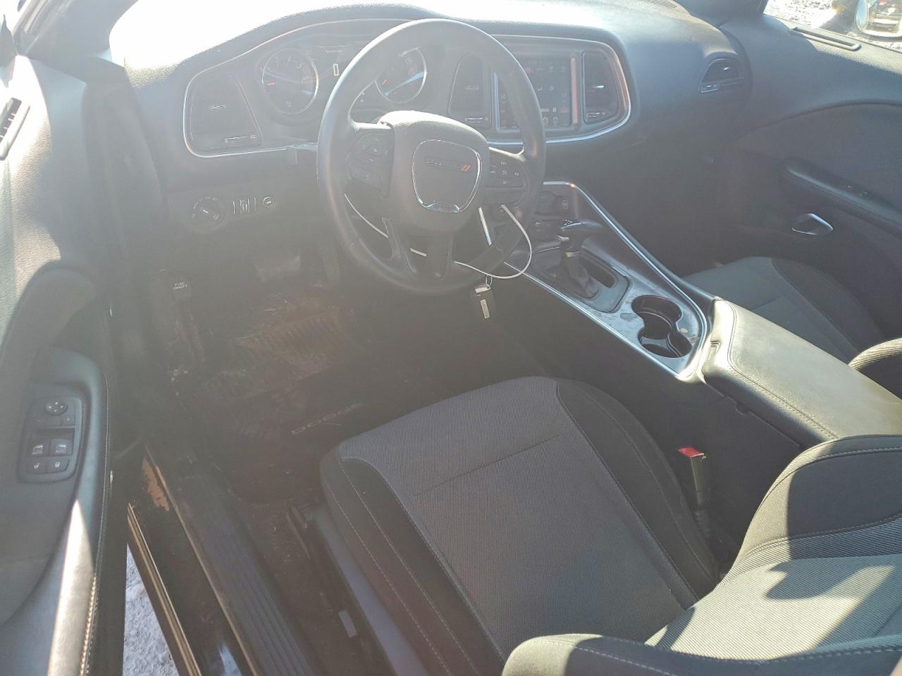 2016 DODGE CHALLENGER SXT photo 8