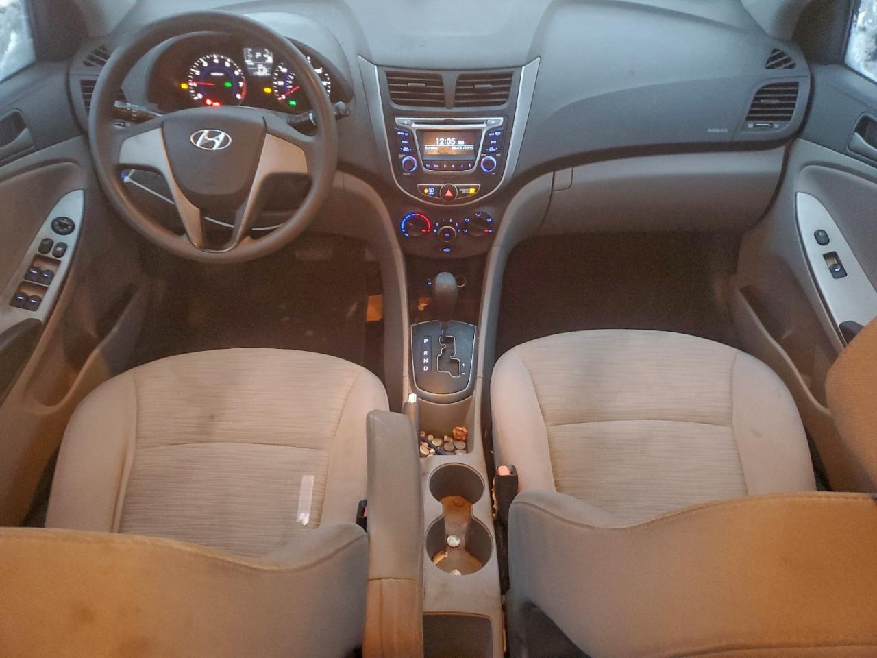 2016 HYUNDAI ACCENT SE photo 8