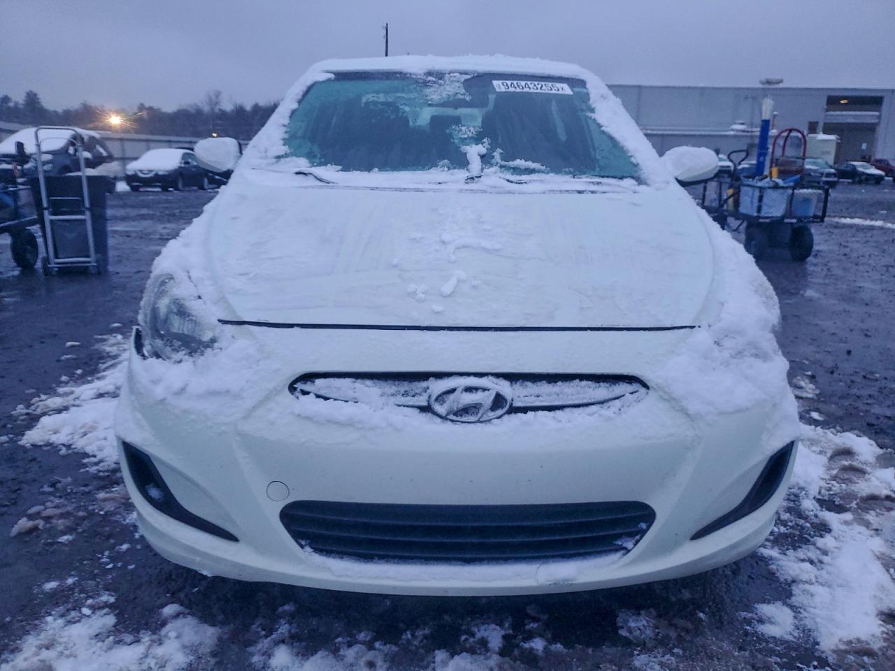 2016 HYUNDAI ACCENT SE photo 5