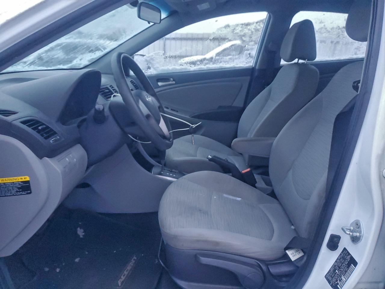 2016 HYUNDAI ACCENT SE photo 7