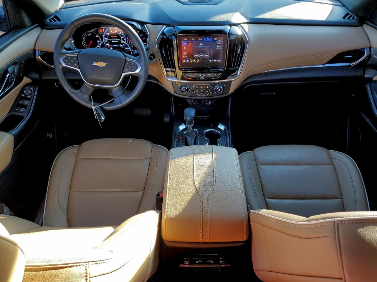 2023 CHEVROLET TRAVERSE PREMIER photo 8