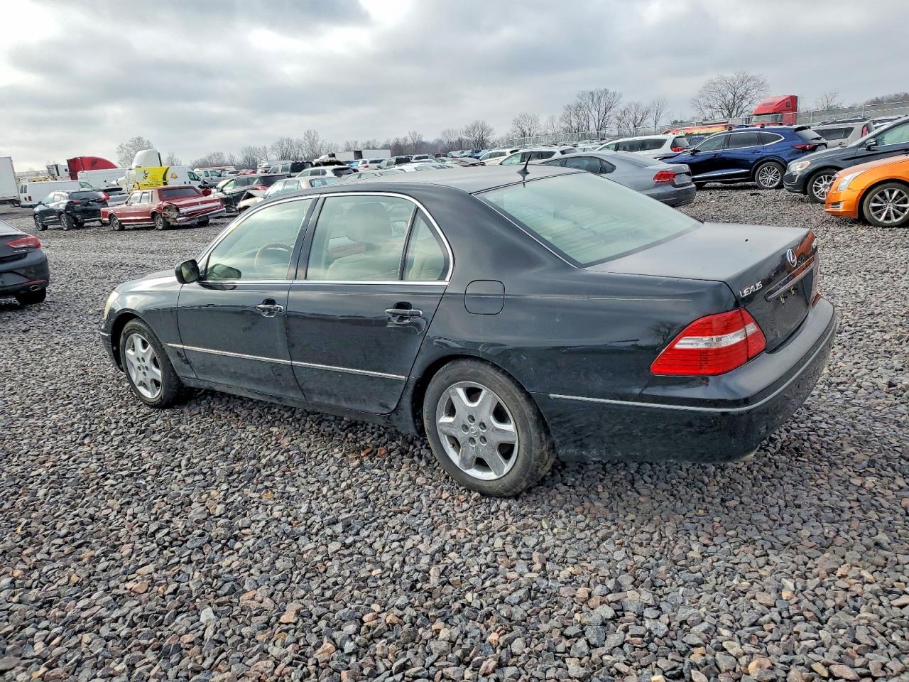 2004 LEXUS LS 430 photo 2