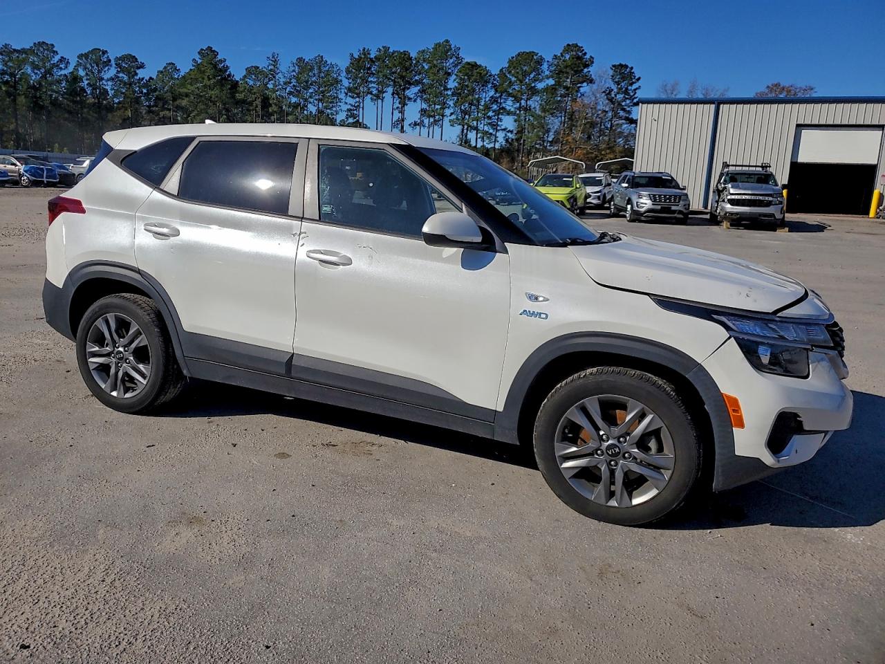 2021 KIA SELTOS LX photo 4