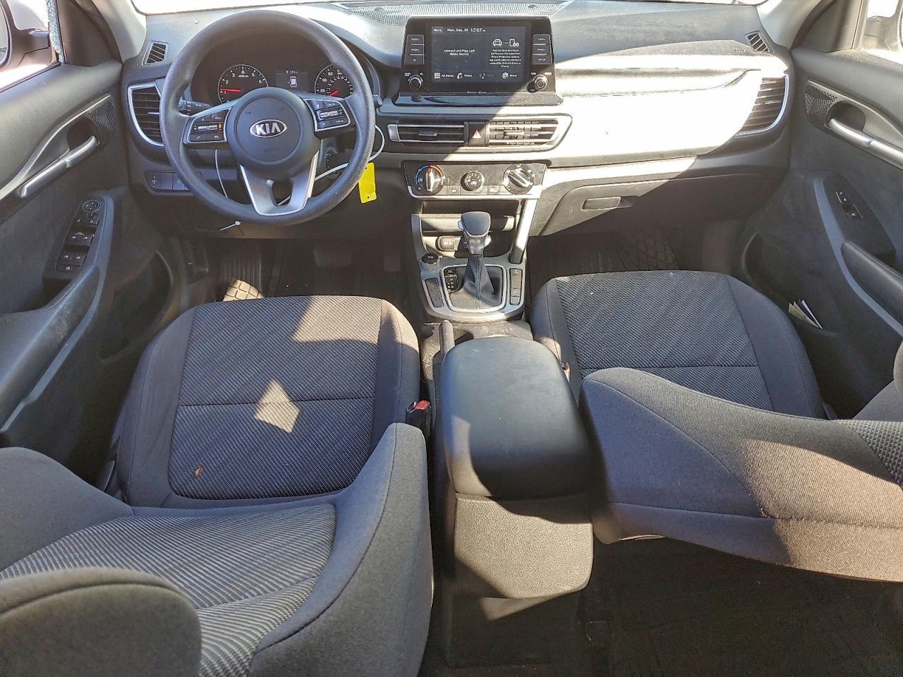 2021 KIA SELTOS LX photo 8