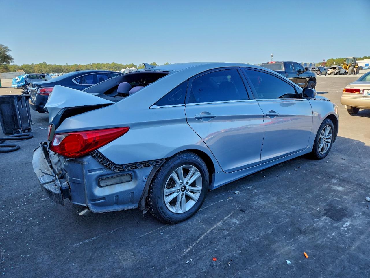2011 HYUNDAI SONATA GLS photo 3