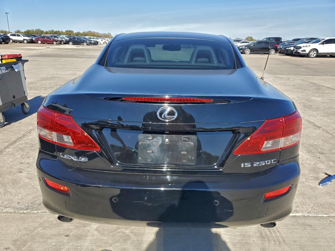 2010 LEXUS IS 250 photo 6