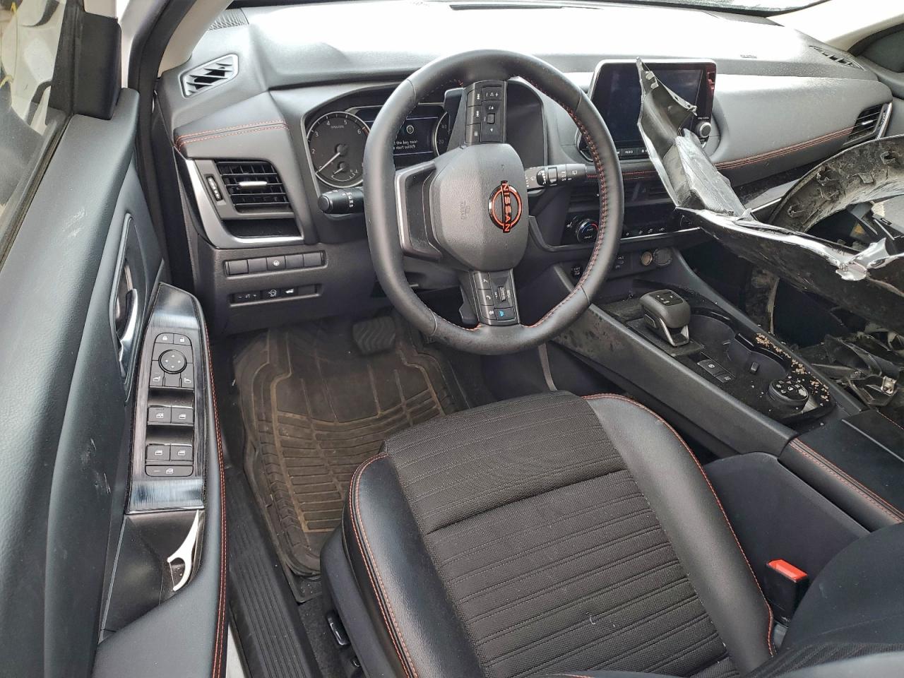 2025 NISSAN ROGUE SV photo 8