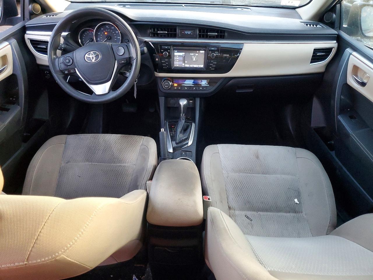 2016 TOYOTA COROLLA L photo 8