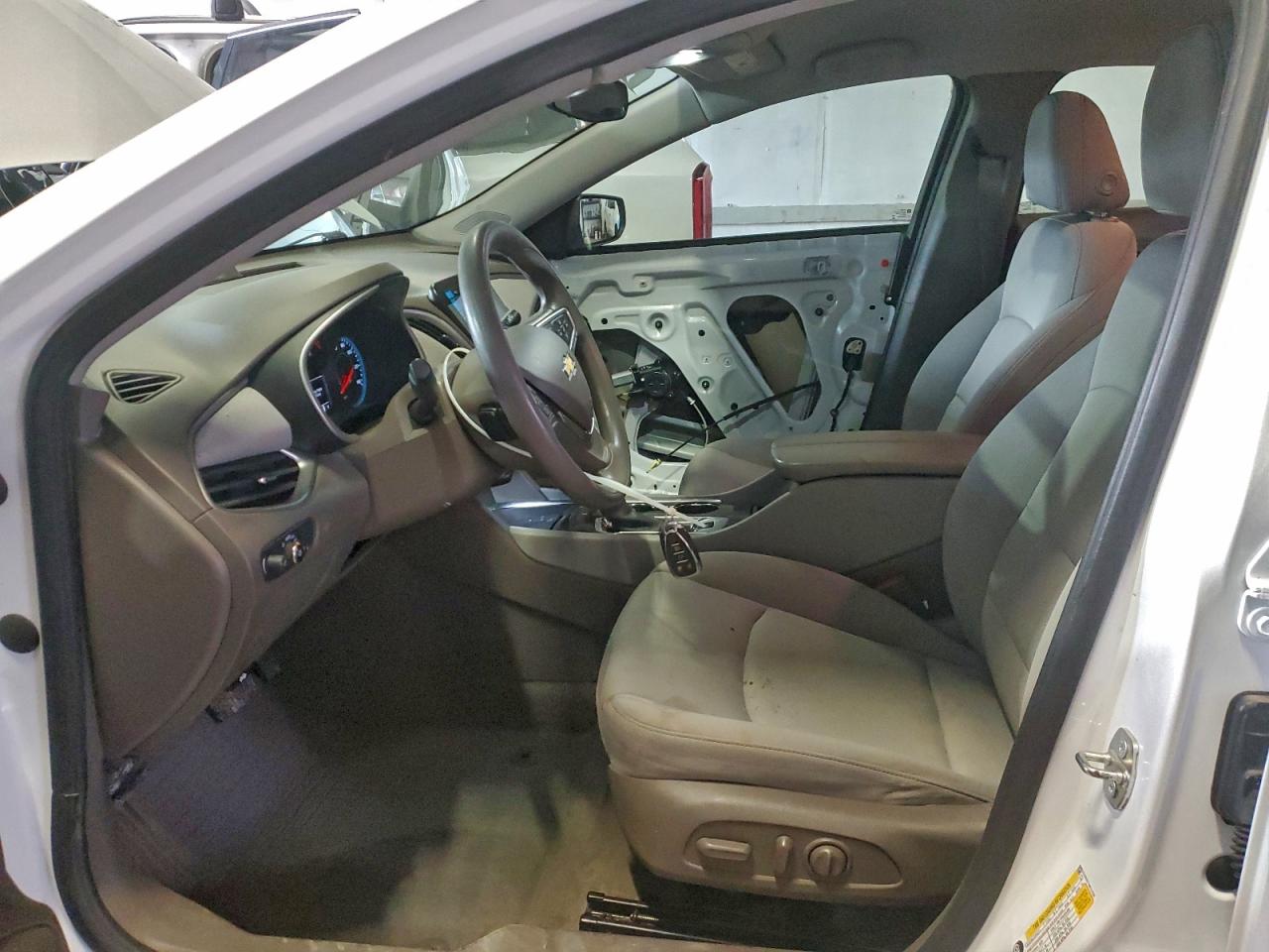 2022 CHEVROLET MALIBU LT photo 7