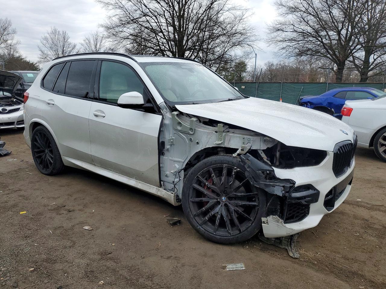 2022 BMW X5 XDRIVE40I photo 4