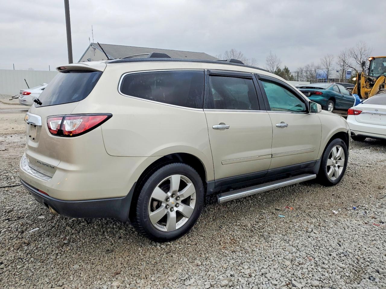 2014 CHEVROLET TRAVERSE LTZ photo 3
