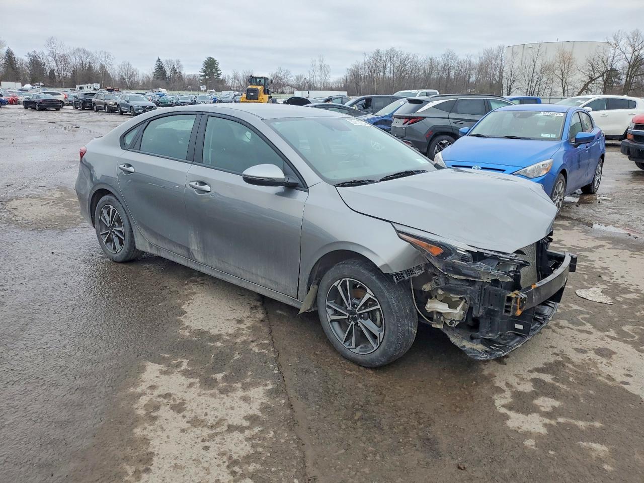 2023 KIA FORTE LX photo 4
