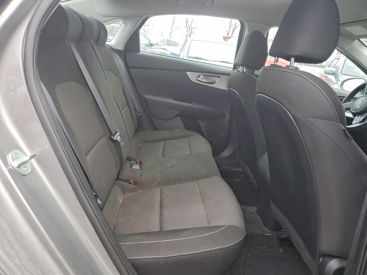 2023 KIA FORTE LX photo 10
