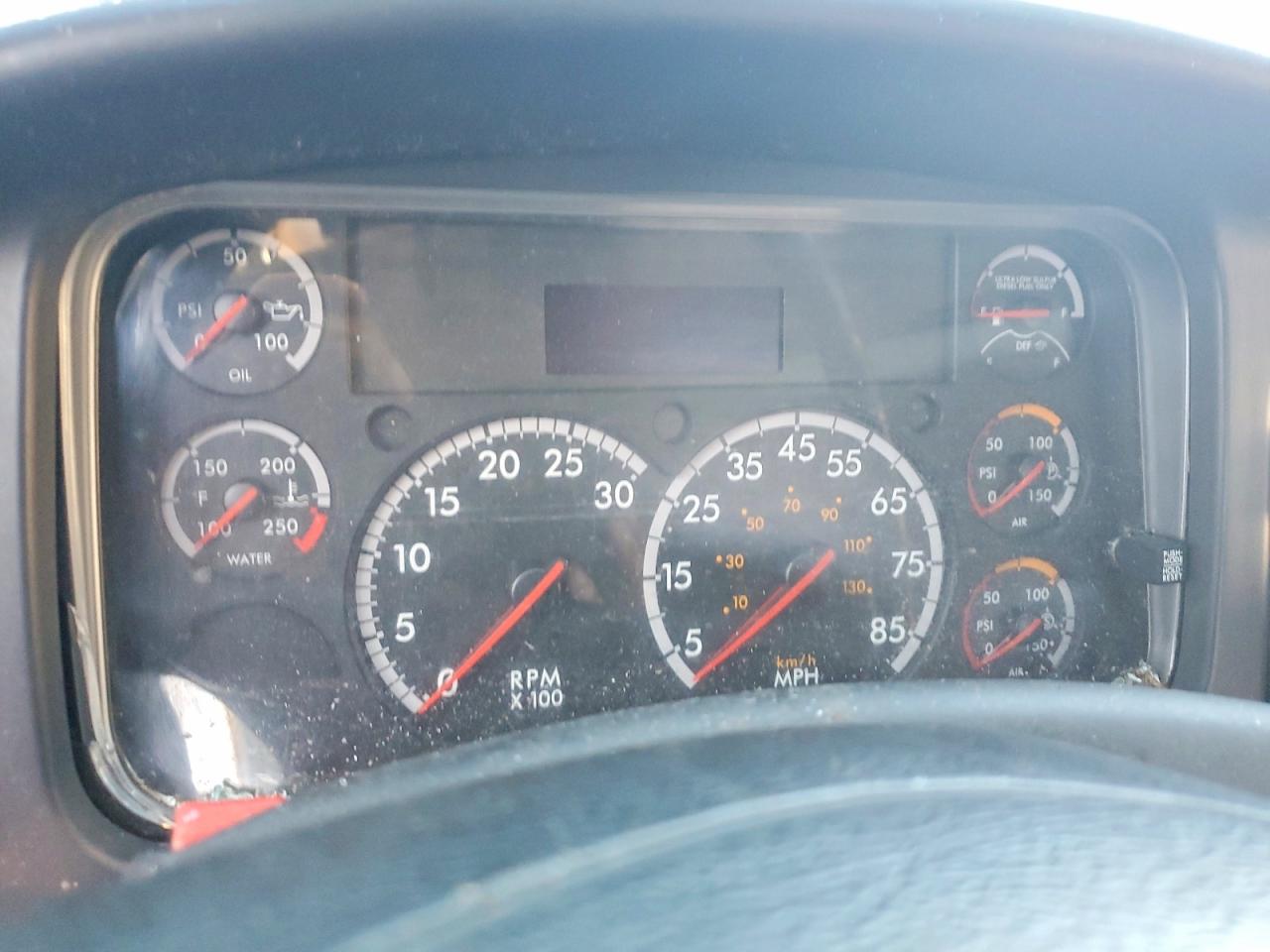 2018 FREIGHTLINER BUSINESS CLASS M2 BOX TRUCK photo 9