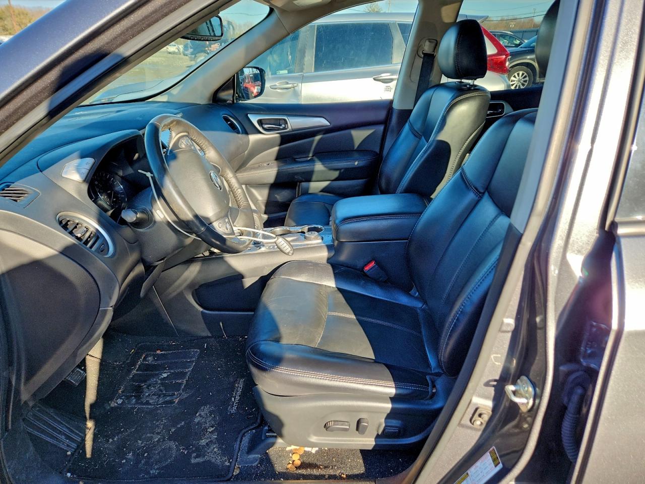 2020 NISSAN PATHFINDER SL photo 7