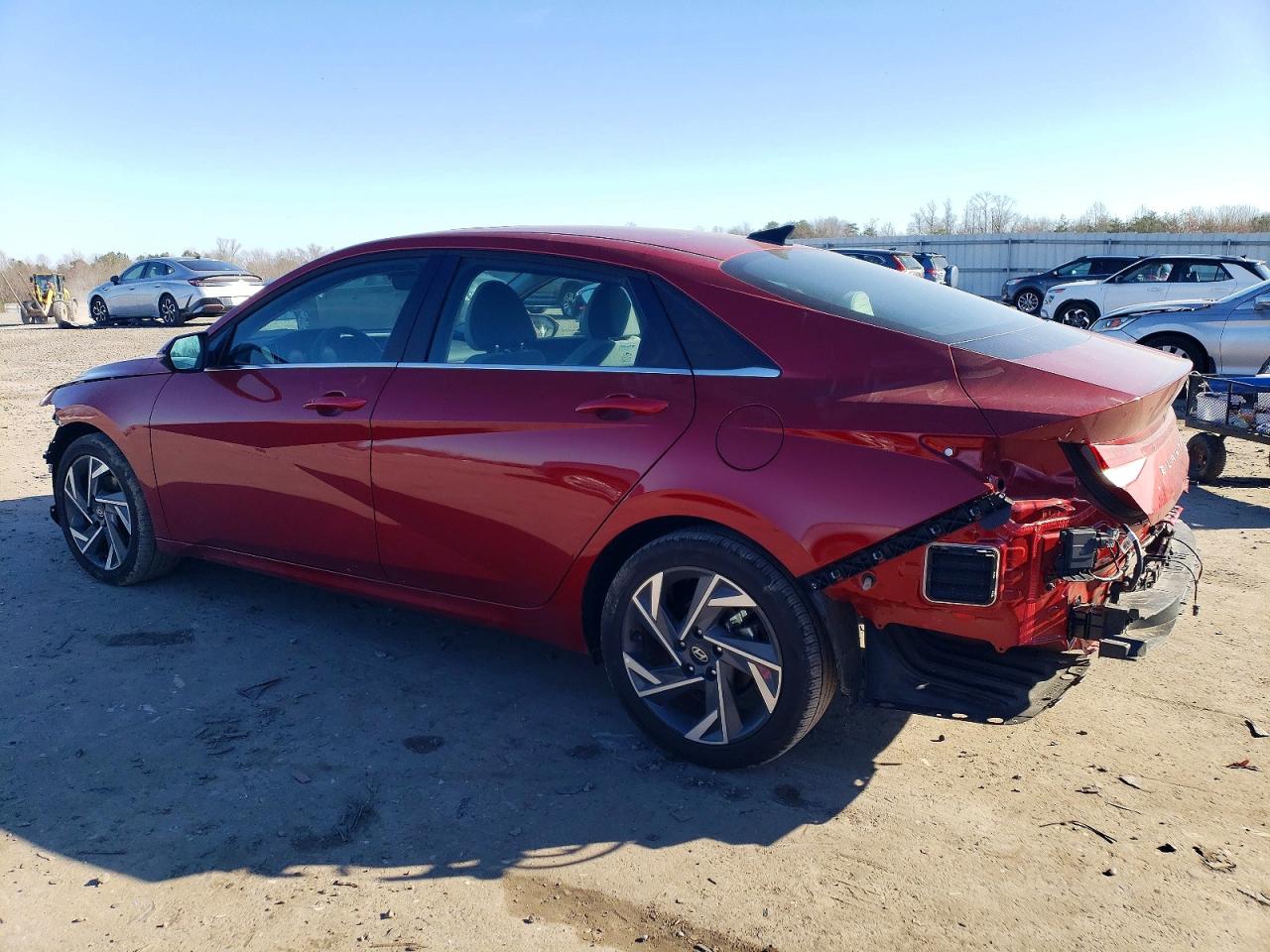 2025 HYUNDAI ELANTRA LIMITED photo 2