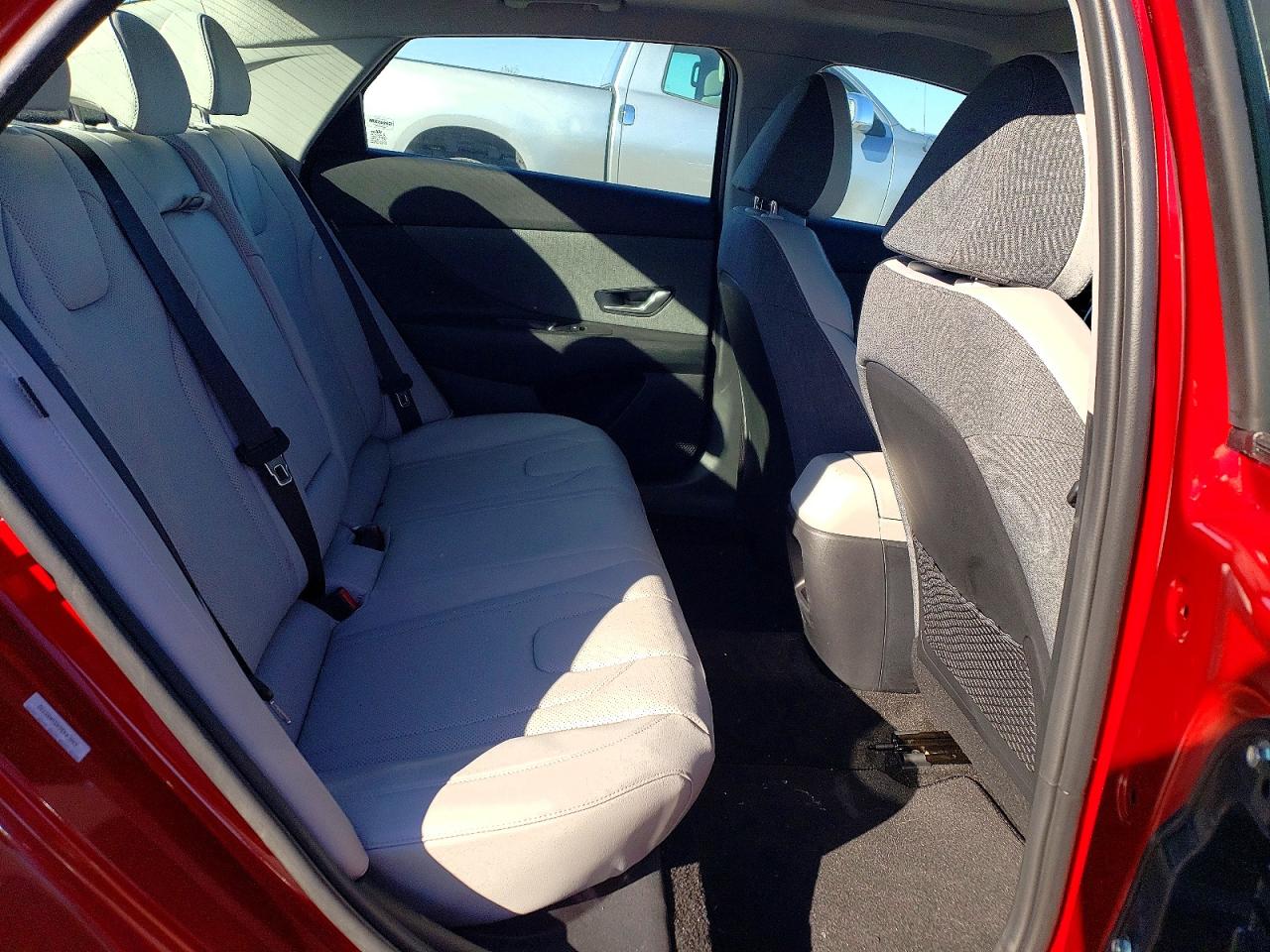 2025 HYUNDAI ELANTRA LIMITED photo 10