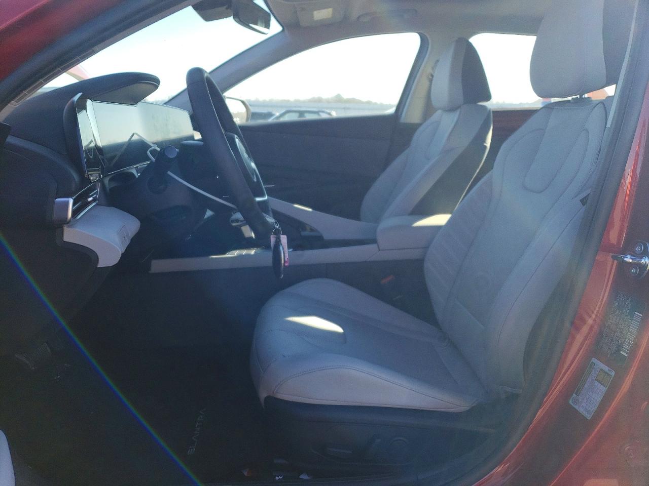 2025 HYUNDAI ELANTRA LIMITED photo 7