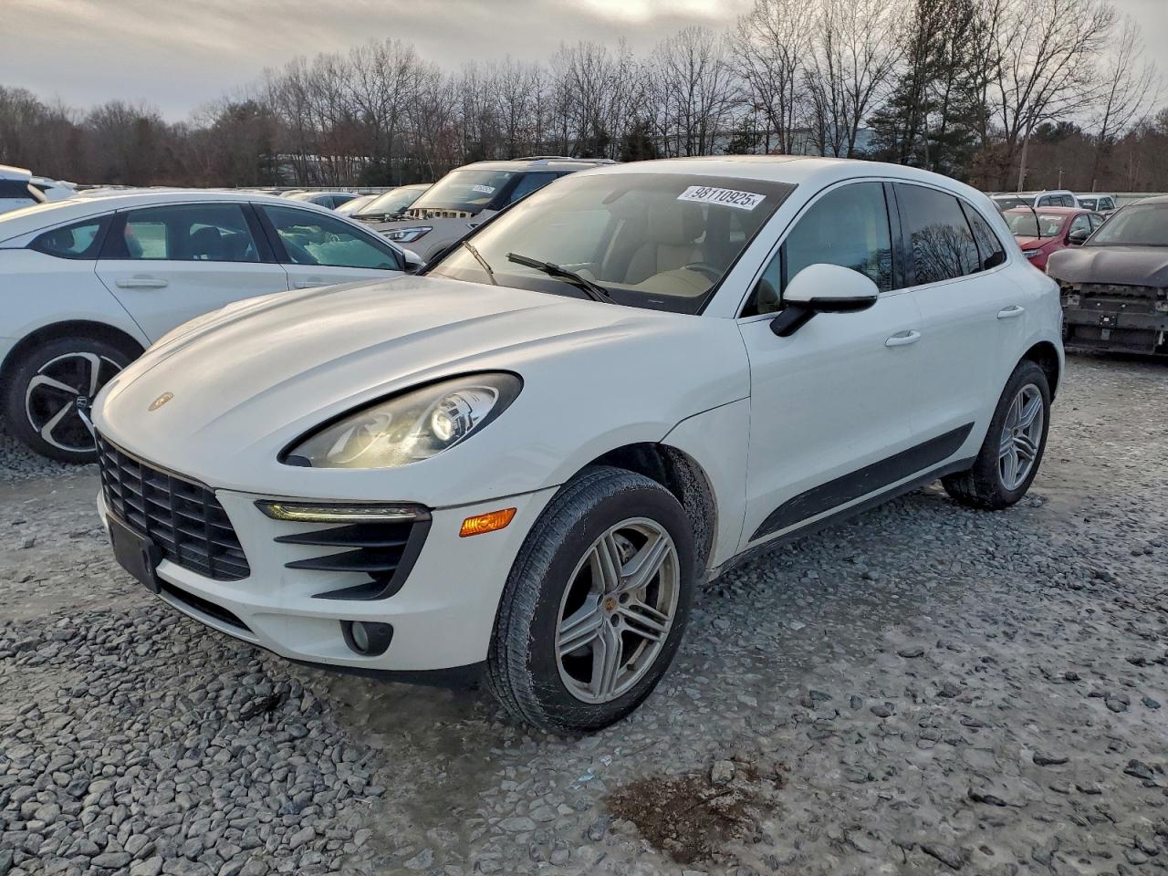 2015 PORSCHE MACAN