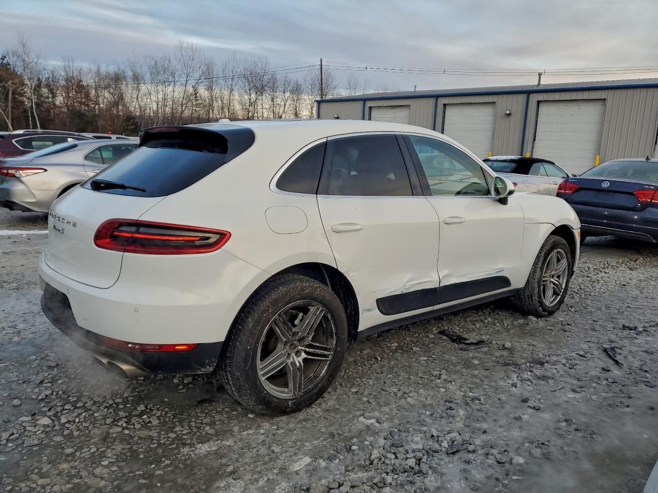 2015 PORSCHE MACAN S photo 3