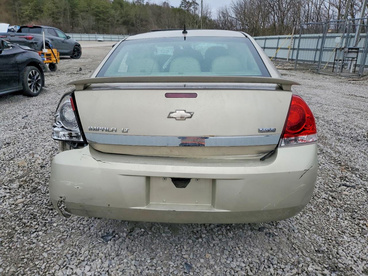 2011 CHEVROLET IMPALA LT photo 6