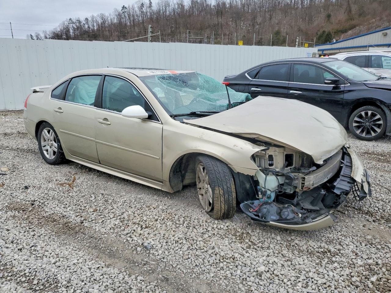 2011 CHEVROLET IMPALA LT photo 4