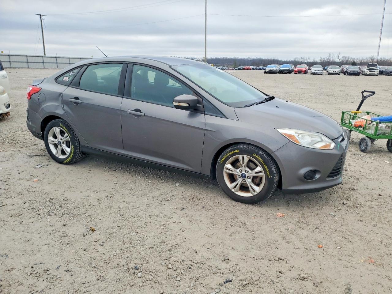 2013 FORD FOCUS SE photo 4