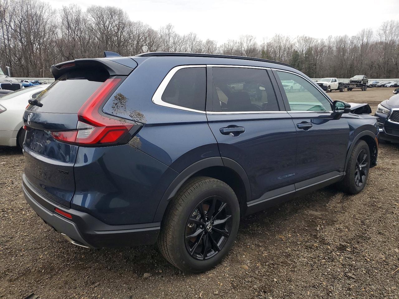 2025 HONDA CR-V SPORT photo 3