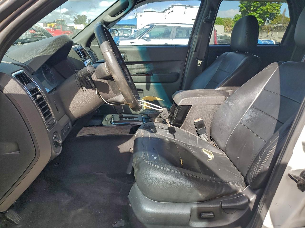 2010 FORD ESCAPE LIMITED photo 7