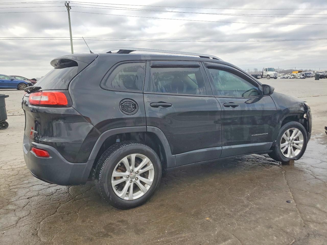 2015 JEEP CHEROKEE SPORT photo 3