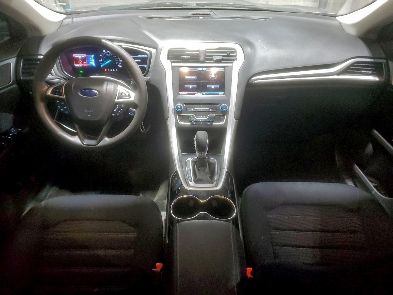 2016 FORD FUSION SE photo 8