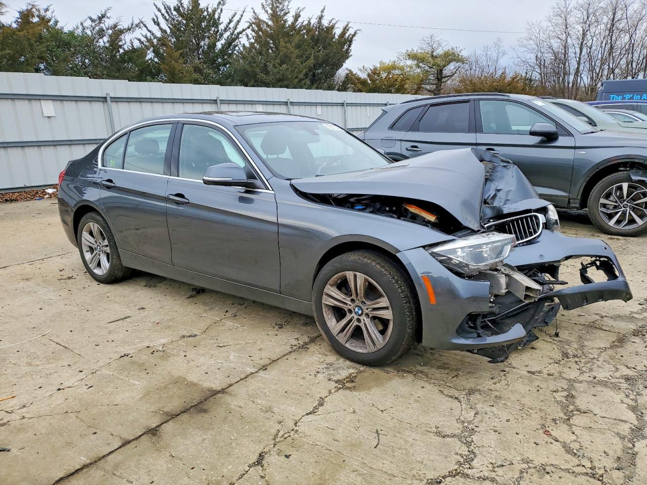 2017 BMW 330 XI photo 4