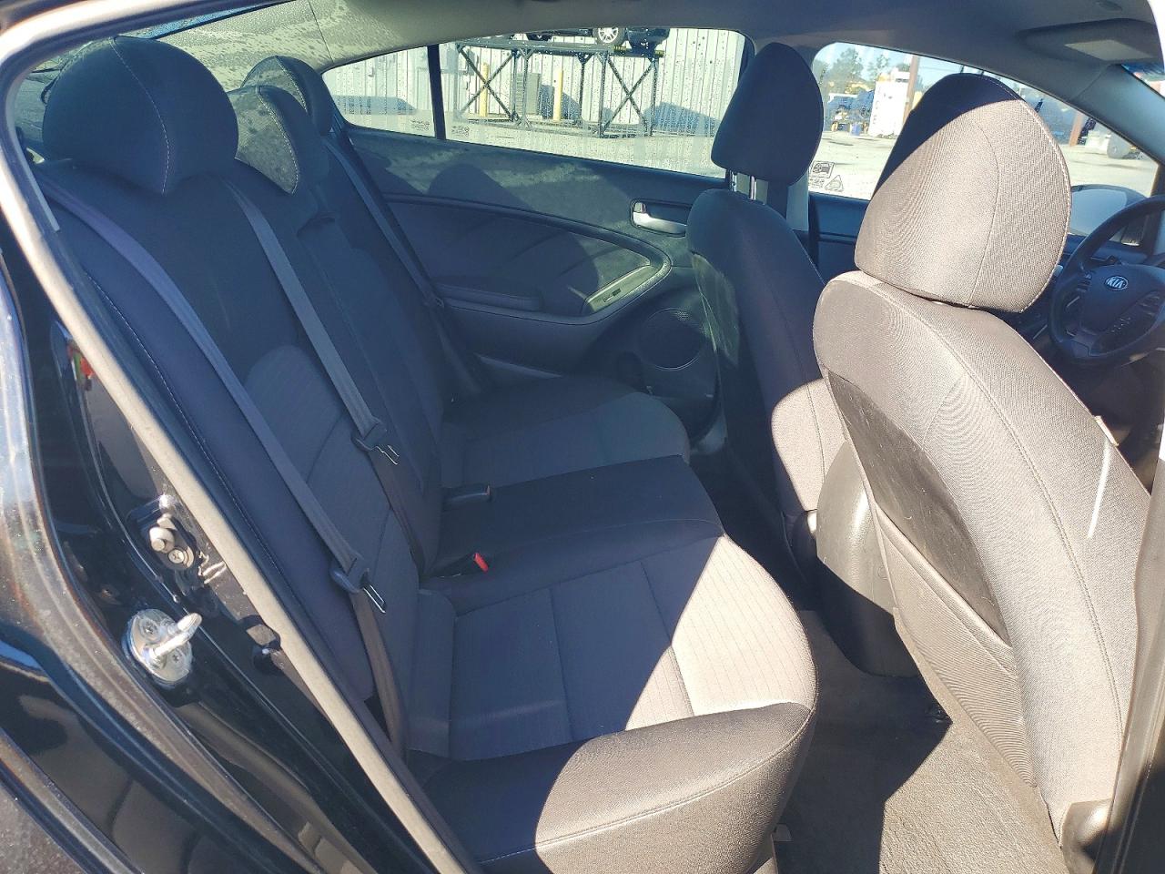 2018 KIA FORTE LX photo 10