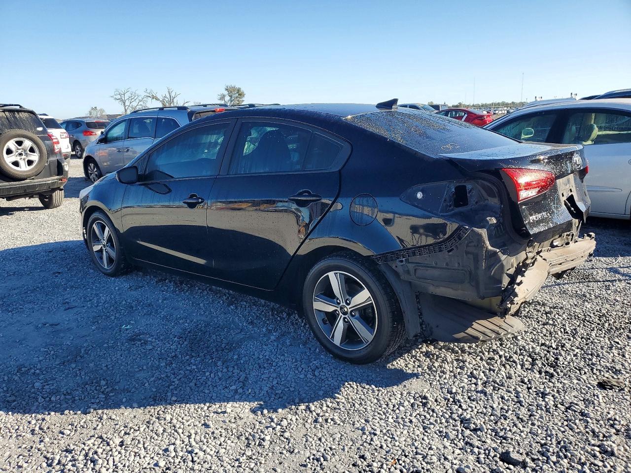 2018 KIA FORTE LX photo 2