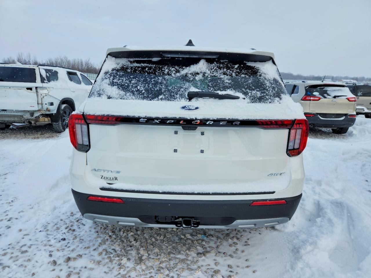 2025 FORD EXPLORER ACTIVE photo 6