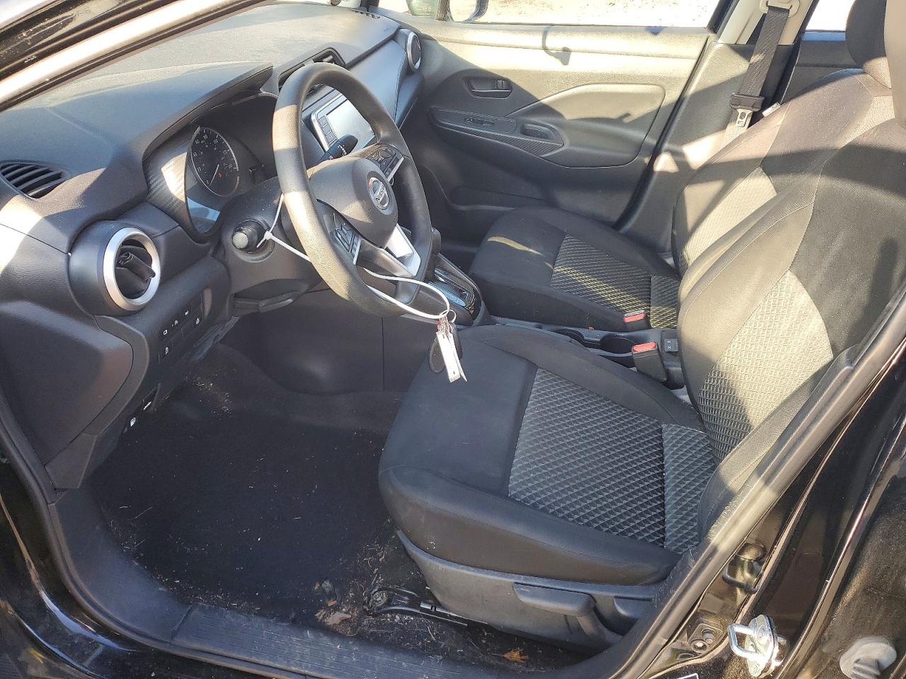 2021 NISSAN VERSA S photo 7