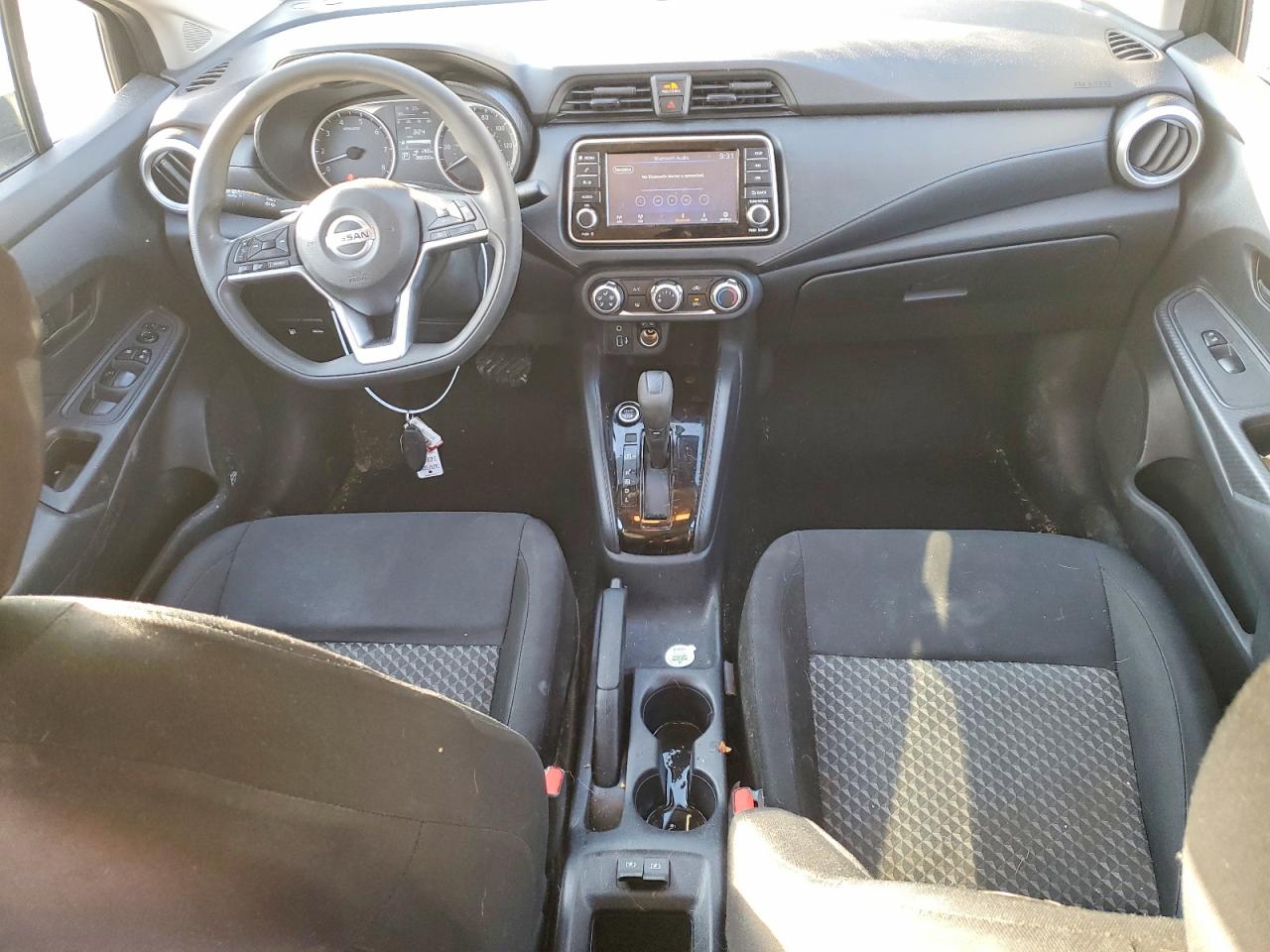 2021 NISSAN VERSA S photo 8