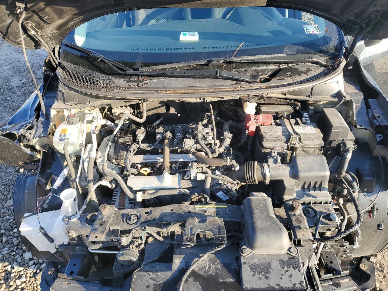 2021 NISSAN VERSA S photo 11