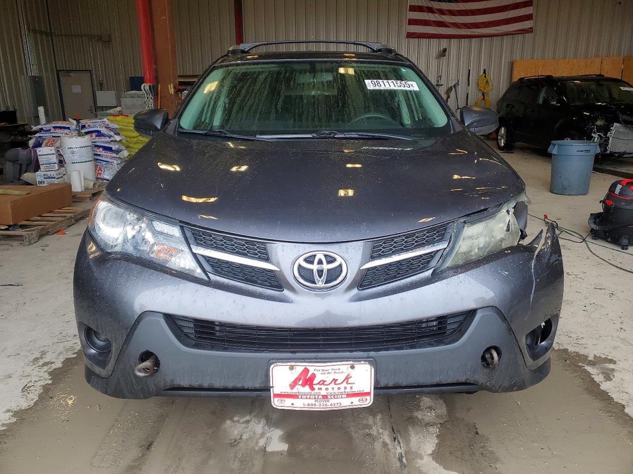 2015 TOYOTA RAV4 LE photo 5